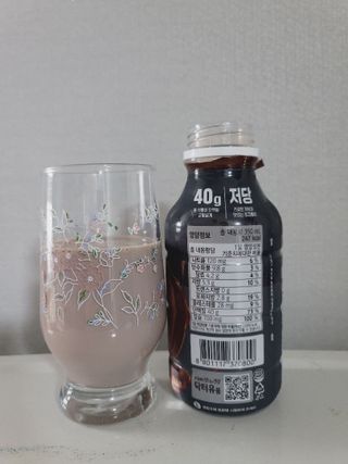 닥터유 프로 단백질 드링크 40g 초코 닥터유 프로 단백질드링크 40g 초코 — 5점을 준 리뷰어가 2024년 8월 올린 사용 사진