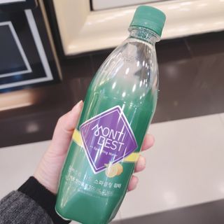 몽베스트 Montbest with Sparkling water Lemon OR Lime 20병(랜덤) — 5점을 준 리뷰어가 2021년 10월 올린 사용 사진