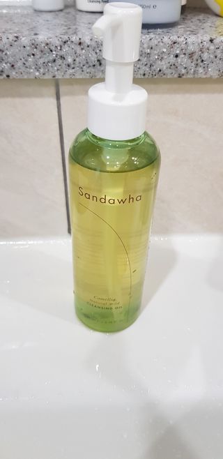 스킨큐어 산다화 순한 클렌징 동백 오일 200ml — 5점을 준 리뷰어가 2023년 3월 올린 사용 사진