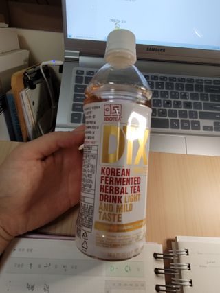 이도 발효한차 디티엑스 화이트 500ml 20병 — 5점을 준 리뷰어가 2021년 8월 올린 사용 사진