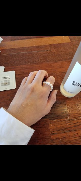 GINGER6 라이크 화이트 블라썸 에센스 토너 — 5점을 준 리뷰어가 2021년 12월 올린 사용 사진