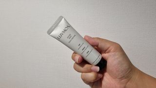 러브모아 향수 고체향수 승무원 고체향수 바르는 향수 니치향수 도손 우드세이지 앤 씨솔트 — 5점을 준 리뷰어가 2022년 10월 올린 사용 사진