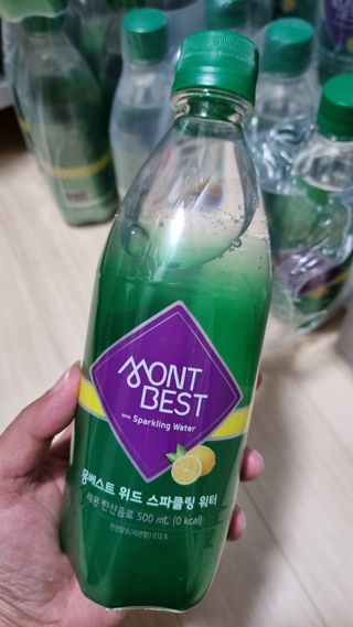 몽베스트 Montbest with Sparkling water Lemon OR Lime 20병(랜덤) — 4.5점을 준 리뷰어가 2022년 7월 올린 사용 사진