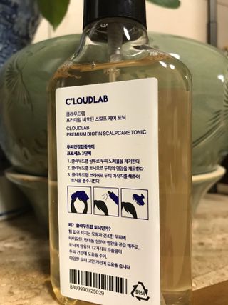 클라우드랩 프리미엄 비오틴 스칼프 케어 토닉 — 5점을 준 리뷰어가 2021년 5월 올린 사용 사진