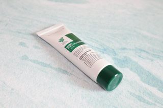 랑벨 랑바이오 블랙 시카 크림 50ml(블랙비 프로폴리스, 시카 4종, 판테놀 10 함유) — 5점을 준 리뷰어가 2022년 3월 올린 사용 사진