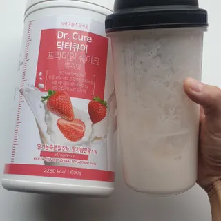 뉴트리션팩토리 닥터큐어 프리미엄쉐이크 다이어트쉐이크 — 5점을 준 리뷰어가 2021년 8월 올린 사용 사진