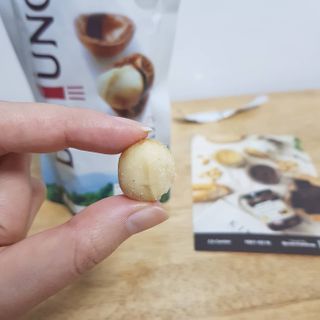 도이퉁 마카다미아 넛 90g  로얄 마카넛 오리지널 쏠트 허니 — 5점을 준 리뷰어가 2021년 3월 올린 사용 사진