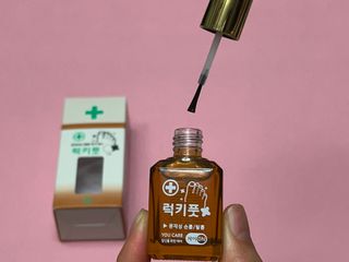 유케어 YOU CARE 문제성 손발톱케어_럭키풋 — 5점을 준 리뷰어가 2022년 10월 올린 사용 사진
