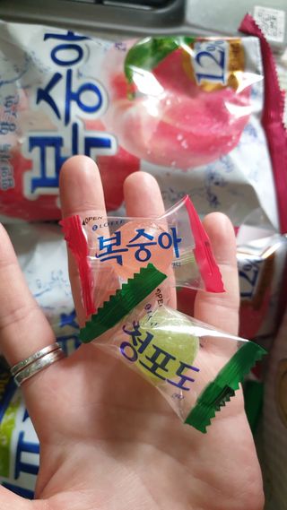 청포도캔디 복숭아캔디 — 5점을 준 리뷰어가 2022년 11월 올린 사용 사진
