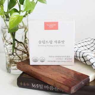 [슬림드랍 석류맛] 건기식 다이어트 보조제 겸 비타민 — 4점을 준 리뷰어가 2022년 3월 올린 사용 사진