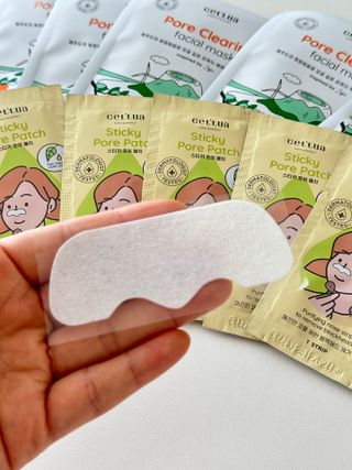 세뚜아(Cettua) 세뚜아 스티키 포어 패치 Cettua Sticky Pore Patch — 5점을 준 리뷰어가 2023년 8월 올린 사용 사진