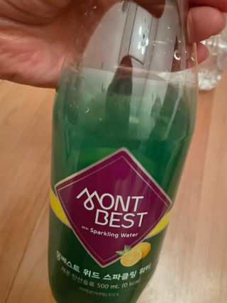 몽베스트 Montbest with Sparkling water Lemon OR Lime 20병(랜덤) — 5점을 준 리뷰어가 2022년 8월 올린 사용 사진