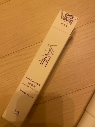 바르셀 톤업선크림 미백 메이크업베이스 CC크림 인텐시브 씨씨 젠 30ml — 4점을 준 리뷰어가 2021년 11월 올린 사용 사진