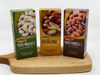 짜먹는 이지견과 짜먹는 이지아몬드, 짜먹는 이지허니피넛, 짜먹는 이지캐슈넛 각 10g X  10포 — 5점을 준 리뷰어가 2021년 1월 올린 사용 사진