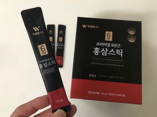 [푸름웰니스] 프리미엄 6년근 홍삼스틱 3mg x 100포 — 5점을 준 리뷰어가 2022년 2월 올린 사용 사진