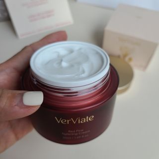 베르비아떼 레드파인 타이트닝 크림 50ml — 5점을 준 리뷰어가 2023년 7월 올린 사용 사진