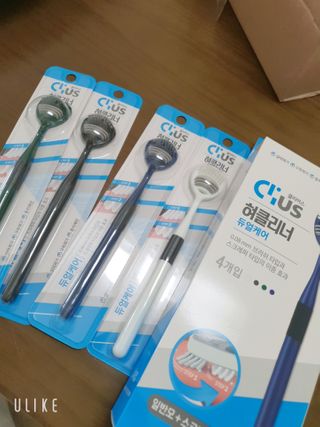 크리오 클리어스 혀백태제거 구취관리 혀클리너 — 1점을 준 리뷰어가 2021년 3월 올린 사용 사진