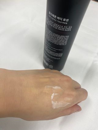 웰피아생활건강 웰피아 올인원 남성화장품 옴므페론 — 5점을 준 리뷰어가 2023년 5월 올린 사용 사진
