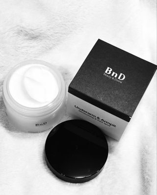 비엔디 2NOW[한글]]BnD 바디 미백 겨드랑이 크림 — 5점을 준 리뷰어가 2024년 12월 올린 사용 사진