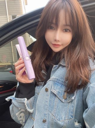 엠엔 비비엘라 휴대용 무선 고데기 HGK-SM — 5점을 준 리뷰어가 2021년 4월 올린 사용 사진