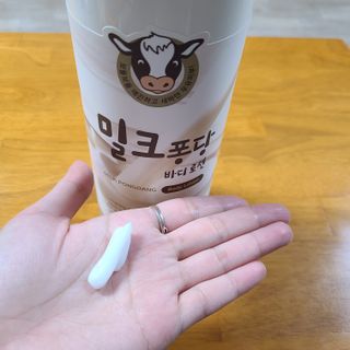 [과일나라] 대용량 밀크퐁당 바디로션+바디워시 2종 — 5점을 준 리뷰어가 2021년 10월 올린 사용 사진