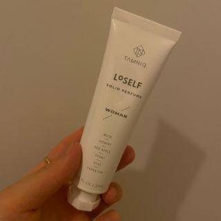 탐니크 러셀브 우먼 솔리드 퍼퓸 — 5점을 준 리뷰어가 2021년 1월 올린 사용 사진