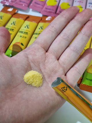 비타앤C 레몬맛, 망고맛 — 5점을 준 리뷰어가 2021년 7월 올린 사용 사진