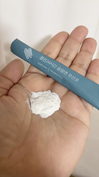 클린24시간 슬림앤유산균 1박스 (3.5g X 15포) — 4점을 준 리뷰어가 2022년 11월 올린 사용 사진