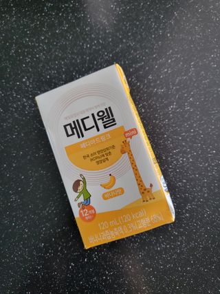 메디웰 페디아드링크 미니 바나나맛 — 5점을 준 리뷰어가 2022년 8월 올린 사용 사진