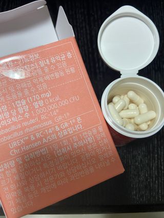 [바이탈스푼] 여성 질 유산균, 유렉스프로바이오틱스 포 우먼 (60캡슐) — 5점을 준 리뷰어가 2022년 7월 올린 사용 사진