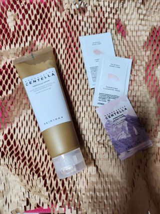 스킨1004 [SKIN1004] 마다가스카르 센텔라 앰플 폼 125ml — 5점을 준 리뷰어가 2024년 8월 올린 사용 사진