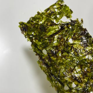 [해림맛김] 들기름에 구운 바삭바삭 김 4종 세트 + 1종 랜덤발송 총5개입 — 5점을 준 리뷰어가 2021년 5월 올린 사용 사진