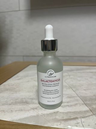 오투에니원 갈락토미세스 리바이탈라이징 프리미엄 화이트닝 에센스 50ml — 5점을 준 리뷰어가 2023년 2월 올린 사용 사진