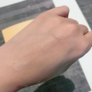 버츠비 캣 댄더 리듀싱 스프레이 — 5점을 준 리뷰어가 2021년 5월 올린 사용 사진