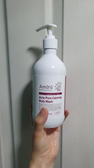 아미니 아크네 퓨어카밍 바디워시 500ml — 3점을 준 리뷰어가 2021년 7월 올린 사용 사진