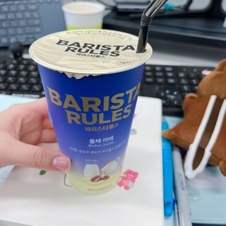 바리스타룰스 돌체 라떼 — 3.5점을 준 리뷰어가 2023년 4월 올린 사용 사진