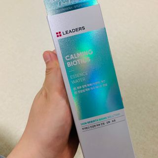리더스코스메틱 리더스 카밍 바이오틱스 에센스 워터 — 5점을 준 리뷰어가 2021년 6월 올린 사용 사진