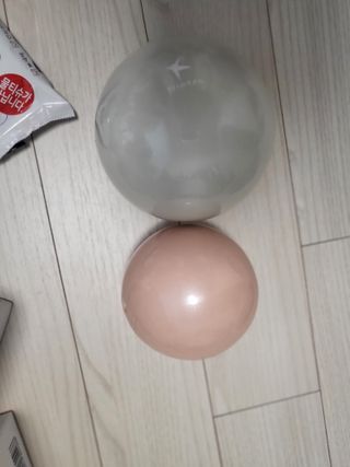 트라택 쿠셔닝 웨이트볼 0.5kg + 1kg SET — 5점을 준 리뷰어가 2022년 4월 올린 사용 사진