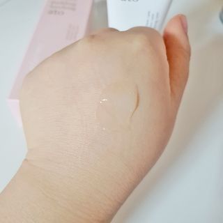 냉장고에 넣어요, 붉은 트러블 피부 다음날 진정되요 [버진팜스 푸딩수딩아토] — 5점을 준 리뷰어가 2021년 1월 올린 사용 사진