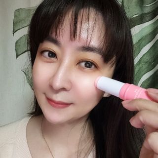 스킨큐어 산다화 카멜리아 안티 링클 멀티밤 — 5점을 준 리뷰어가 2022년 12월 올린 사용 사진
