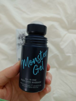[바록스] 류현진 올인원 바디릴렉싱 몬스터겔 50ml — 5점을 준 리뷰어가 2021년 4월 올린 사용 사진