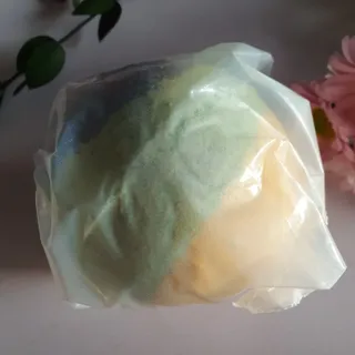 소담스퀘어 상암 Evreryday Bath Bomb Day7(에브리데이 배쓰밤 데이7) / 7종 중 2종 랜덤발송 — 5점을 준 리뷰어가 2022년 11월 올린 사용 사진