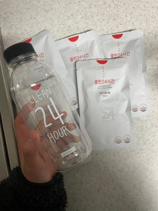 클린24시간 1BOX(5포) + 전용보틀(500ml) — 5점을 준 리뷰어가 2023년 2월 올린 사용 사진