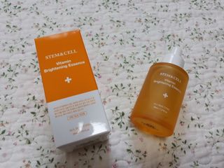 체르엠 스템앤셀 비타민 브라이트닝 에센스 30ml 1개 — 4점을 준 리뷰어가 2021년 11월 올린 사용 사진
