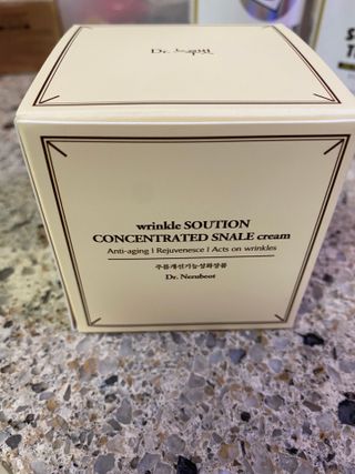 Dr.느루벗 느루벗 링클 솔루션 콘센트레이트 스네일 탄력 달팽이 크림 80g — 5점을 준 리뷰어가 2021년 5월 올린 사용 사진