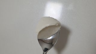 매일바이오 그릭요거트 오리지널 플레인 4개, 로스터리 커피믹스 4개 — 3점을 준 리뷰어가 2021년 12월 올린 사용 사진
