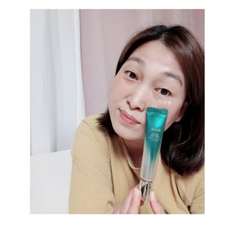 [NEW 탄력유턴 아이크림] AHC 유스 래스팅 리얼 아이크림 포 페이스 — 5점을 준 리뷰어가 2021년 3월 올린 사용 사진