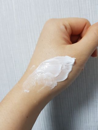 Dr.느루벗 느루벗 링클 솔루션 콘센트레이트 스네일 탄력 달팽이 크림 80g — 4점을 준 리뷰어가 2021년 1월 올린 사용 사진