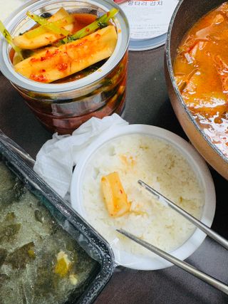 셰프애찬 알타리김치 총각김치 1kg — 4점을 준 리뷰어가 2022년 10월 올린 사용 사진