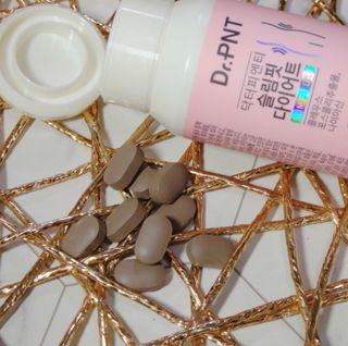 닥터피엔티 [Dr.PNT] 하루 2알로 건강한 다이어트! 한겨울에도 체지방만 쏙~ 슬림핏 다이어트 — 5점을 준 리뷰어가 2022년 8월 올린 사용 사진